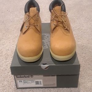 Men's Timberland Low cut Boots (Size 10)